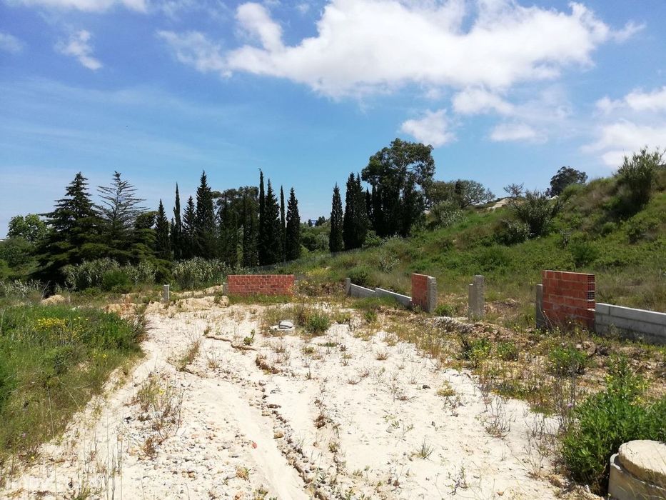 Terreno Urbano, Feijó — Almada, Cova Da Piedade, Pragal E Cacilhas, Setúbal
