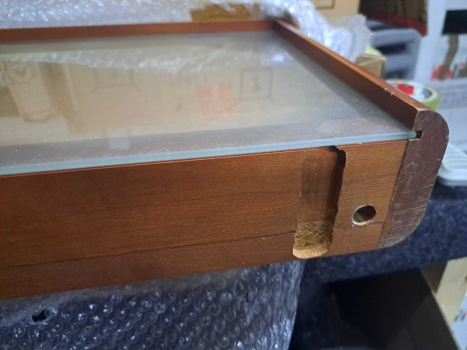 Prateleiras madeira cerejeira