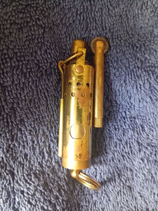 Isqueiro de trincheira, meados do séc xx