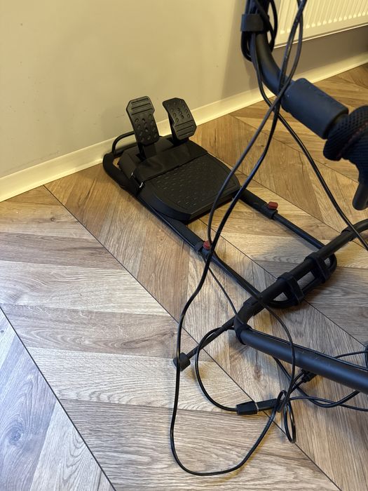 Fotel + kierownica xbox PlaySeat Thrustmaster TMX