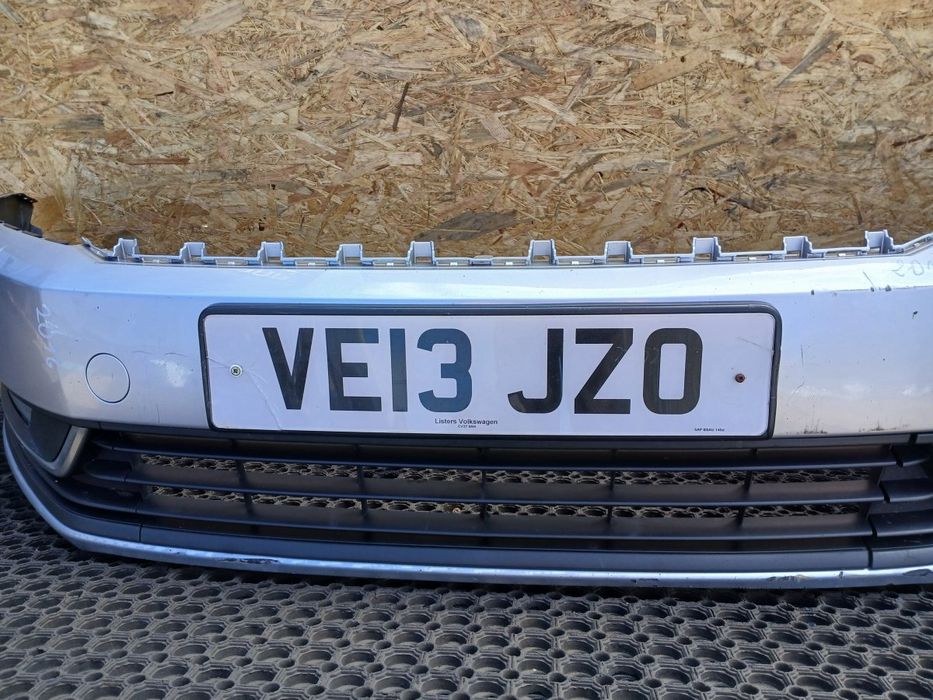 Vw Passat B7 Zderzak Przód La7W Halogeny