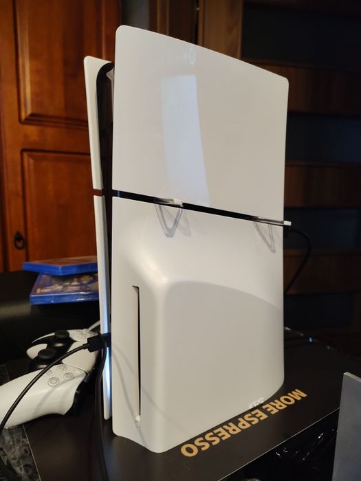 PlayStation 5 Slim 1TB (Napęd) | 2 Pady | 2 Gry | Pełen Zestaw