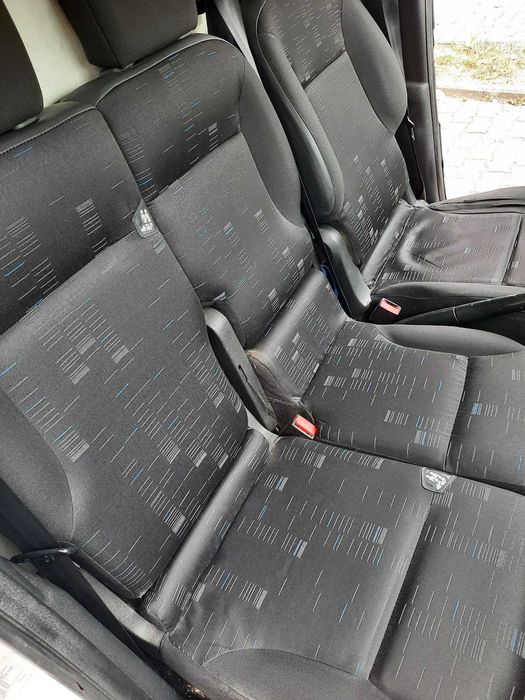 Citroën berlingo 3 lugares fibrada