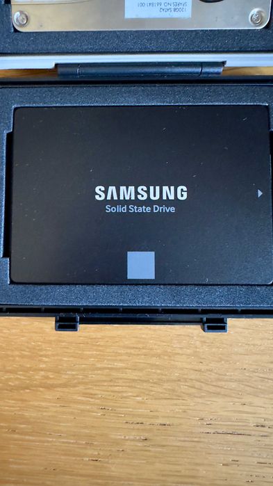 Disco SSD Samsung 850 EVO 500GB 2.5" SATA III – Como Novo (98% Saúde)!