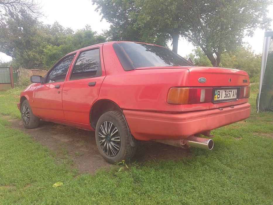 Продам форд сіерра 1.8