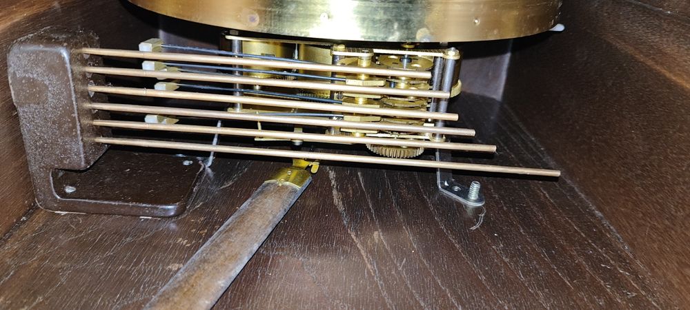 Relógio de parede antigo com Pêndulo Avé Maria