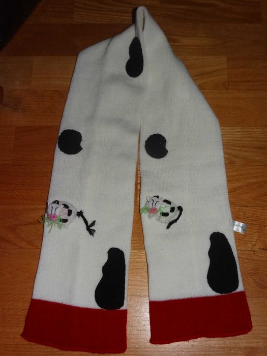 Szalik dziecięcy biały w łatki krowy z naszywką krowy 118 cm Kidorable