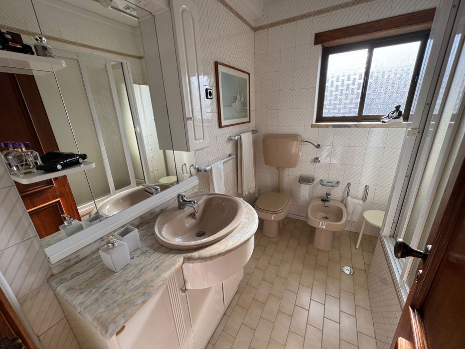 Apartamento T3 para arrendamento na Quinta do Amieiro de Baixo