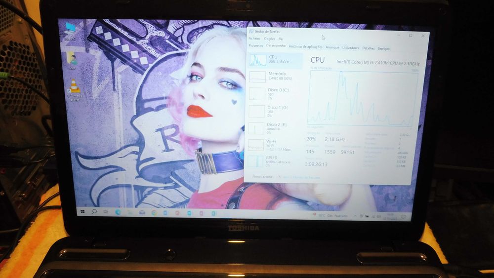 Portátil Toshiba core i5 (como novo)