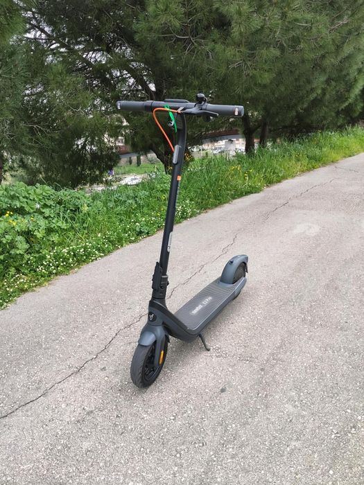 Trotinete Elétrica SEGWAY-NINEBOT E2 Pro