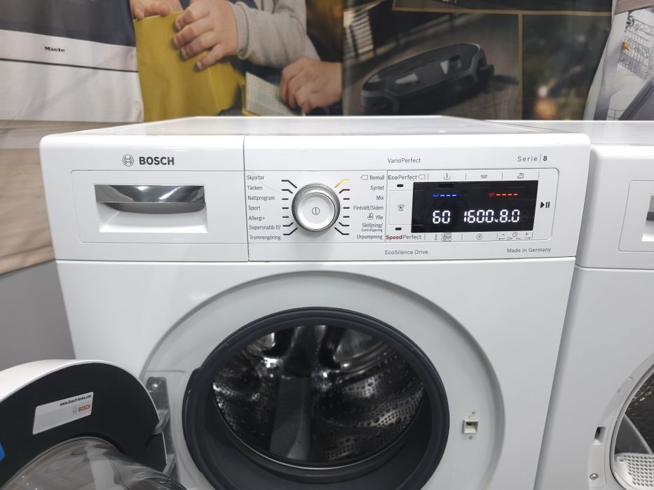 Коплект Bosch 8 serie пральна і сушильна машина  тепловий насос 8кг 2021 рік