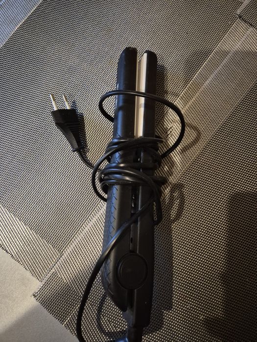 Випрямляч для волосся