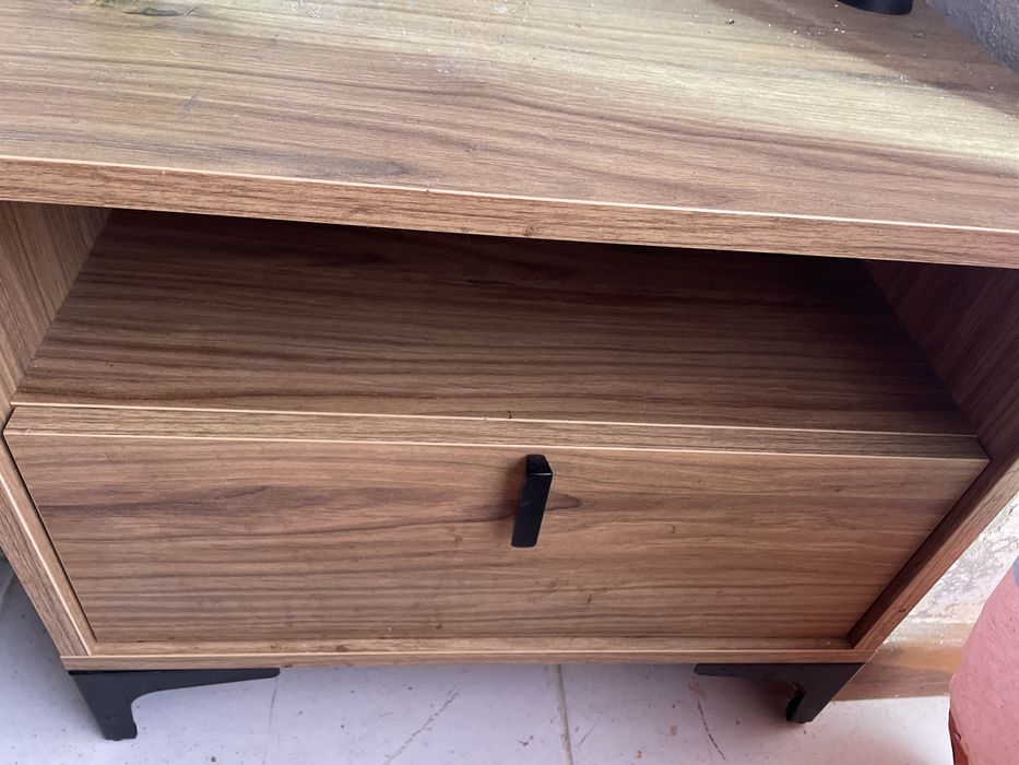 Conjunto 2 Mesinhas de cabeceiras modernas em madeira