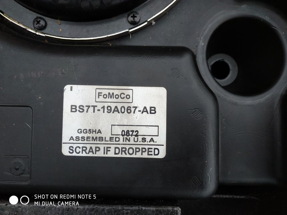 Продам сабвуфер форд