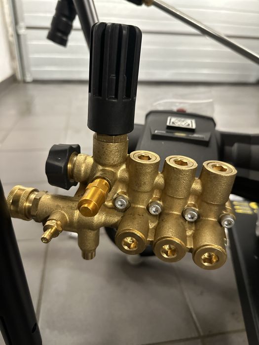 Myjka ciśnieniowa spalinowa 280 BAR - 800l/h DEWALT NOWA GWAR.