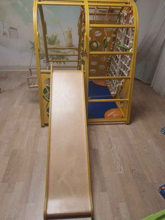 Продам дитячий спортивний комплекс Sportana Giraffe