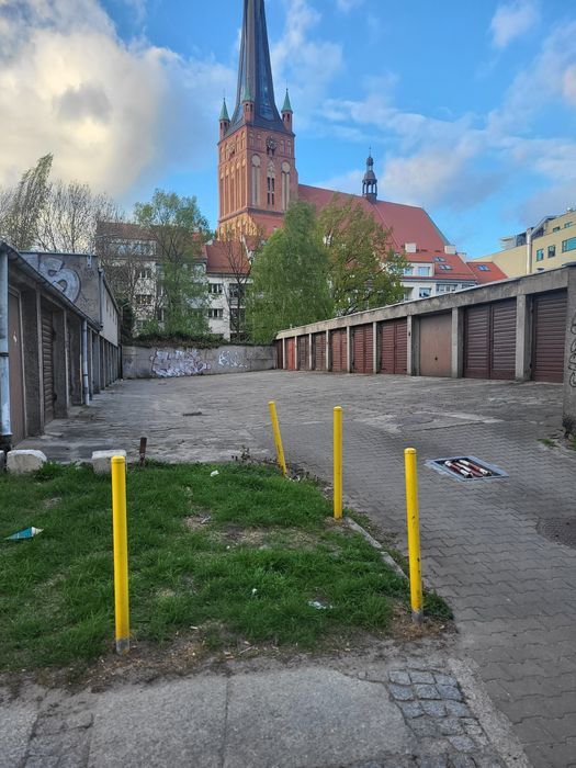 Sprzedam Garaz Centrum Podgorna