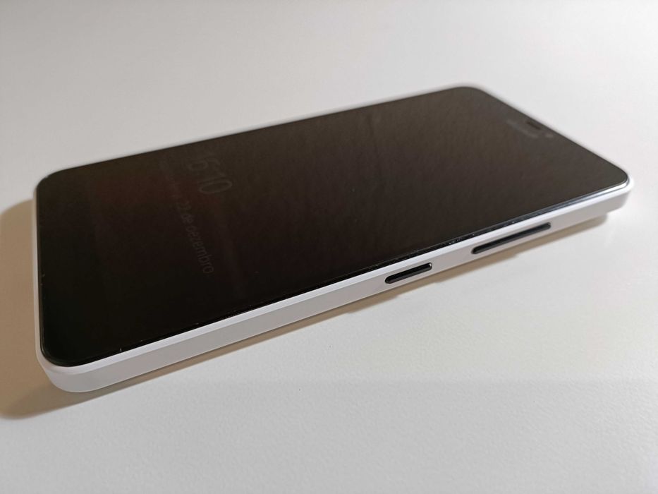 Lumia 640 XL LTE (4G)64286438133122122