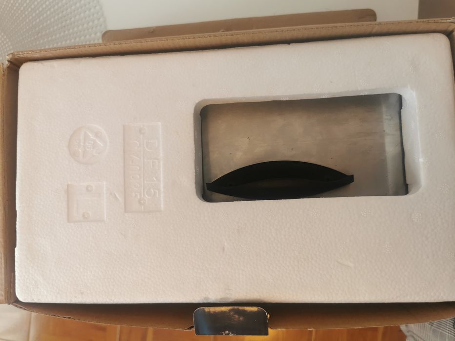 Fritadeira EDM 1,5L Como Nova (com caixa)