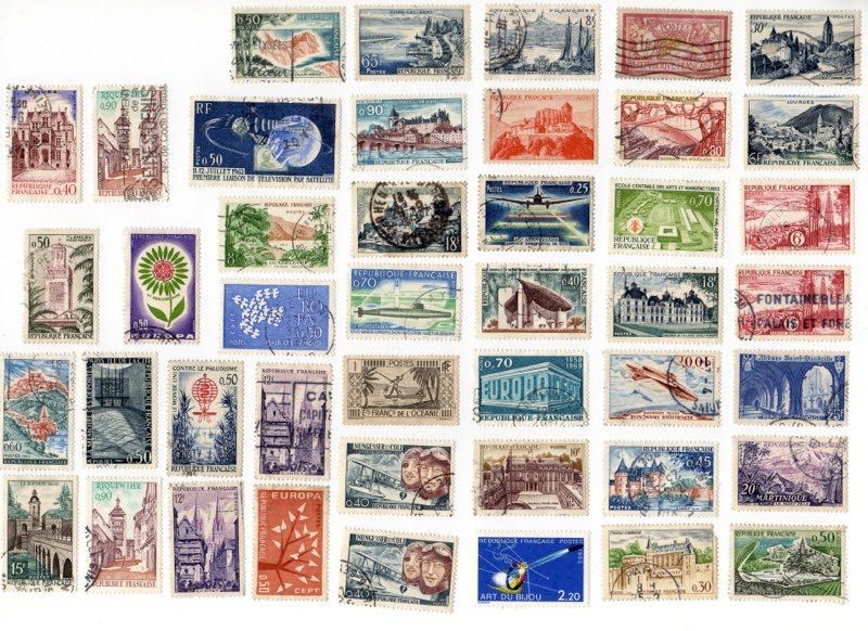 Coleção com 2373 Selos soltos de diversos países