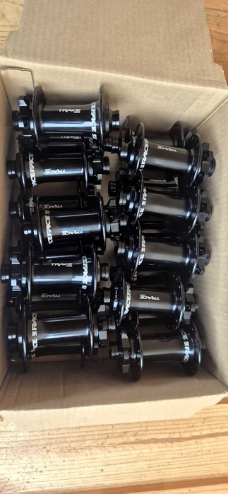 Piasty  piasta koła  Race  face  Trace  J 615 pakiet hurt