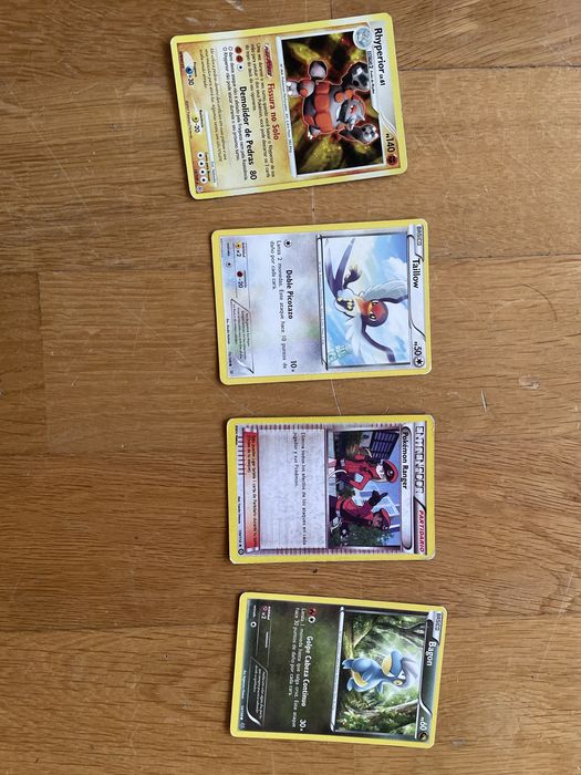 12 Cartas Pokémon