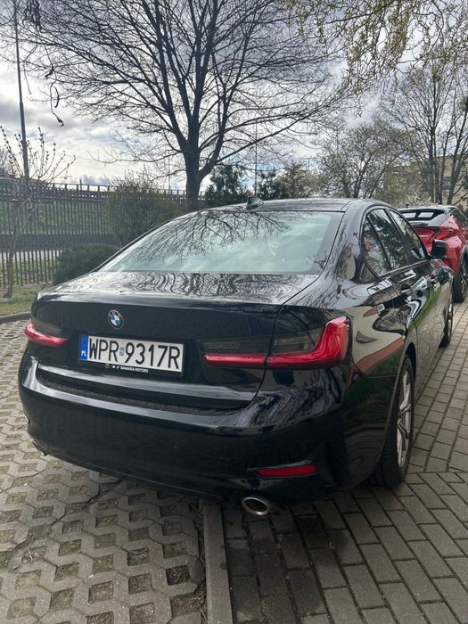 BMW 318i seria 3 rok 2021