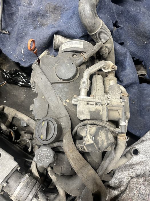 Двигун т5 VW T5 1.9 BRS BRR AXC AXD