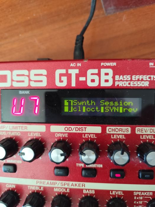 Pedaleira Boss GT-6 B