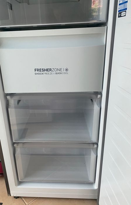 Congelador HAIER H3F330SEH1