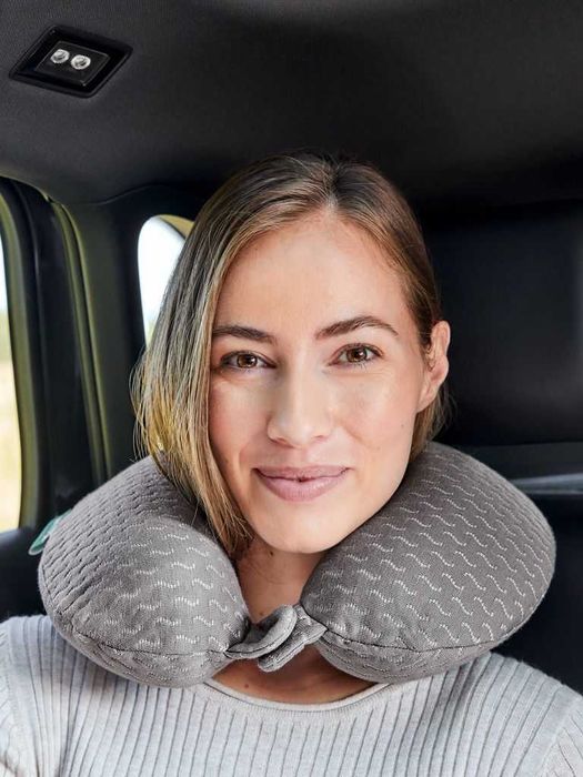 Подушка для шиї 30x33x9см WELLPUR STRANDA