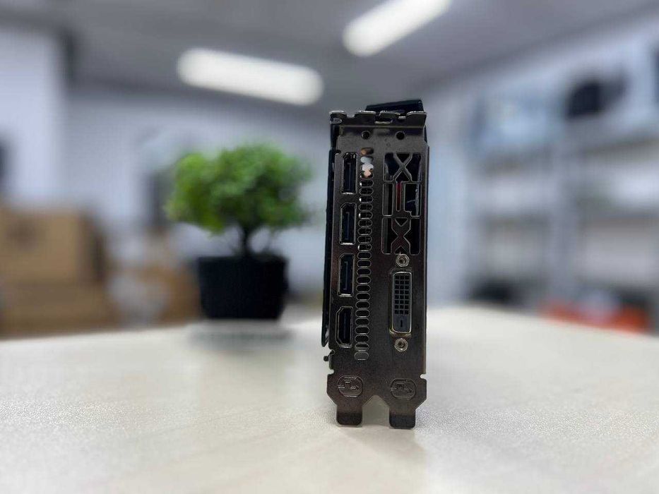Відеокарта XFX Radeon RX 570 RS 8GB XXX Edition Б/в
