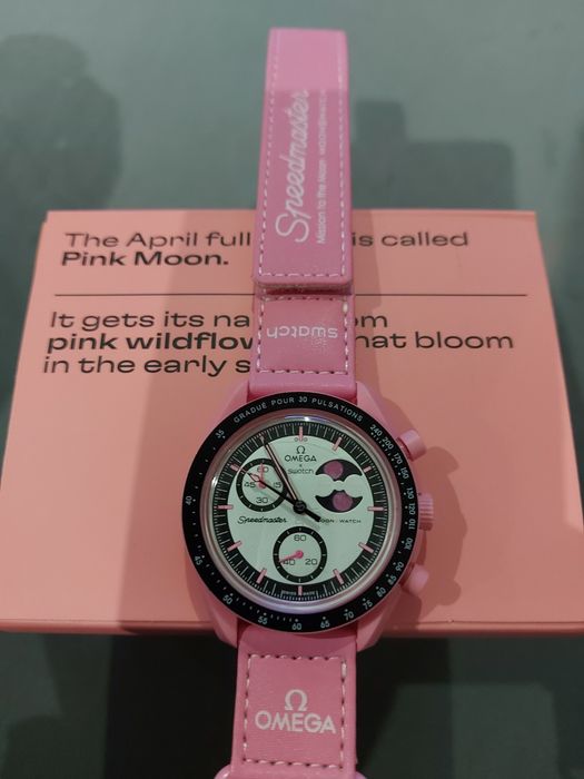 Swatch omega Moonphase rosa