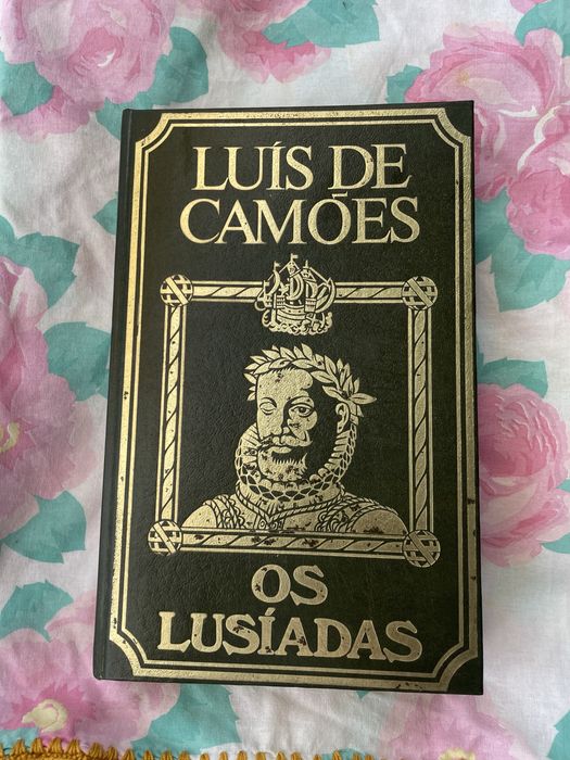 Livro os Lusíadas