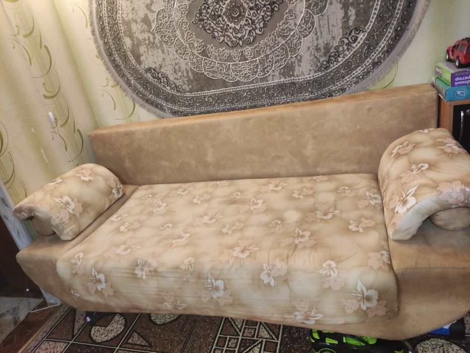 Продам диван б/у