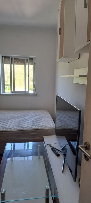 Quarto para arrendar