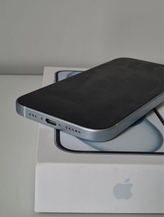 Iphone 15 128 gb stan jak nowy