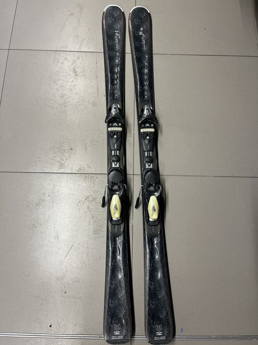 Narty Elan Black Magic 146