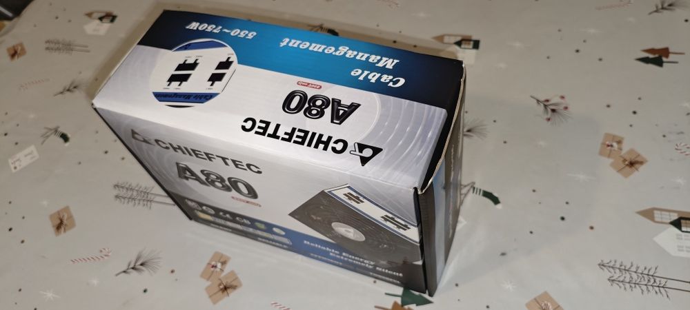 НОВЫЙ Блок питания компьютера Chieftec CTG-650C 650W A80 полный ком-кт