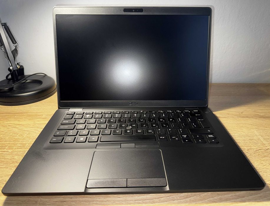 Dell Latitude 5400 Core I5-8265U  8GB / 256 GB Czarny WIN 11