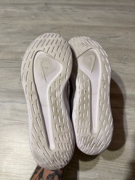 Жіночі кросівки Nike Viale  оригінал р41