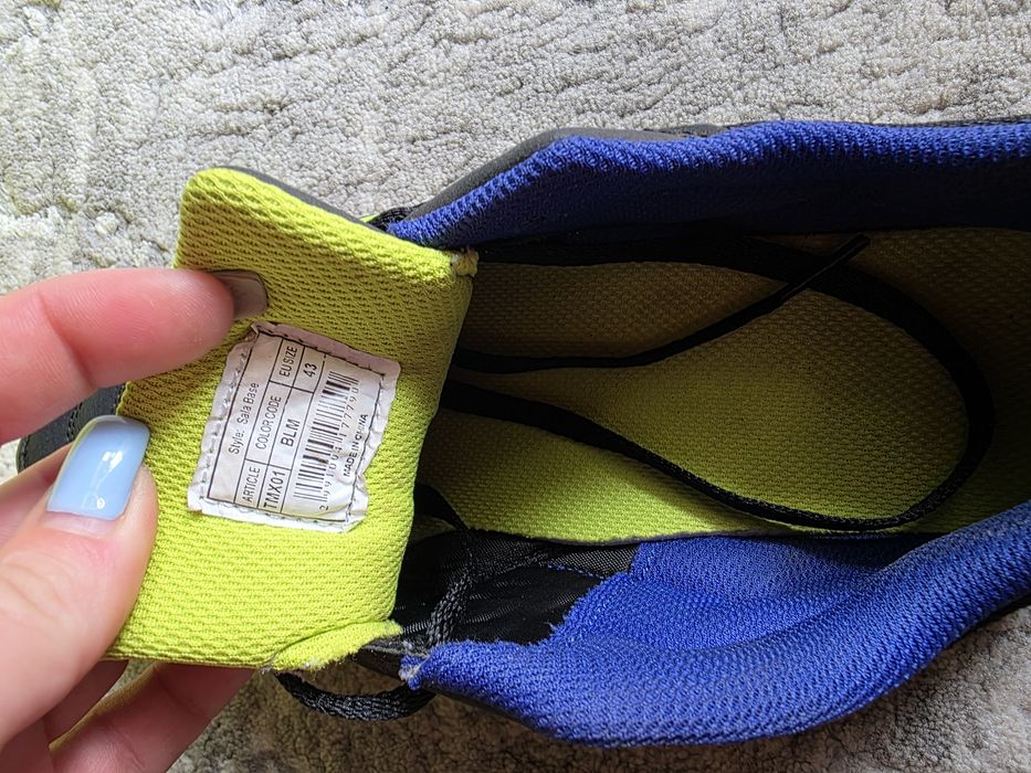 Продам бутси чоловічі для залу