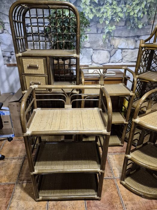 Meble rattanowe witryna regał słupek