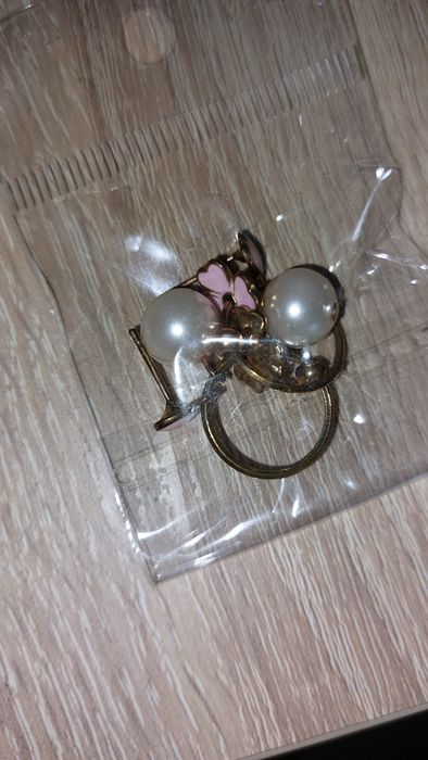 Kolczyki złoto biale