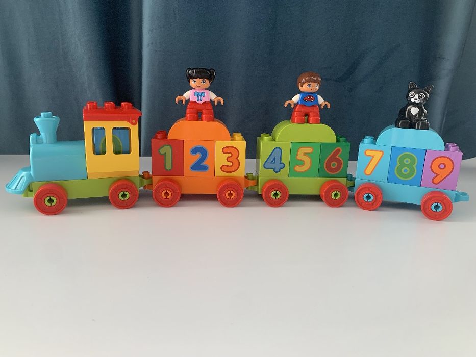 Lego duplo потяг з цифрами