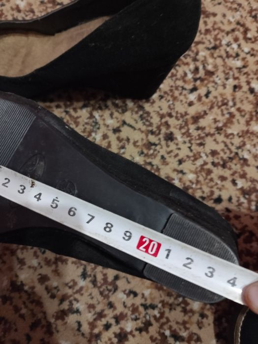 Продам мешти ,туфлі