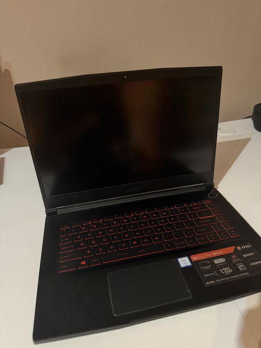 MSI GF63 Thin 8RCS | i5-8300H | GTX 1050 | 16 GB RAM.