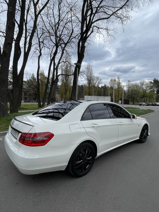 Мерседес E 212 cdi