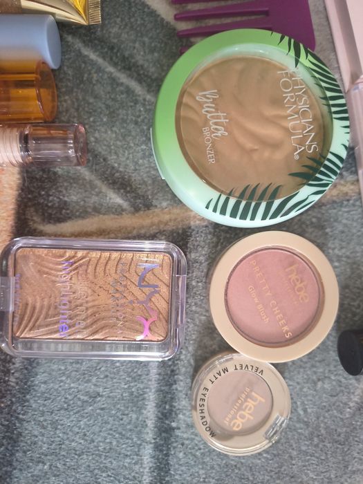 MEGA ZESTAW kosmetyków 52 szt NYX Maybelline L'Oreal Essence Bell Viki