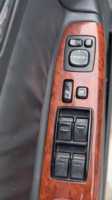 Toyota Camry 2.4 Автомат газ евро 4 один хозяин